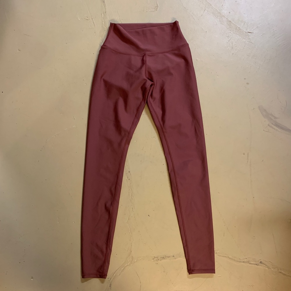 VGUC Alo airbrush leggings